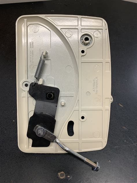 Plastic Lock Knob. . Trimark rv door handle replacement